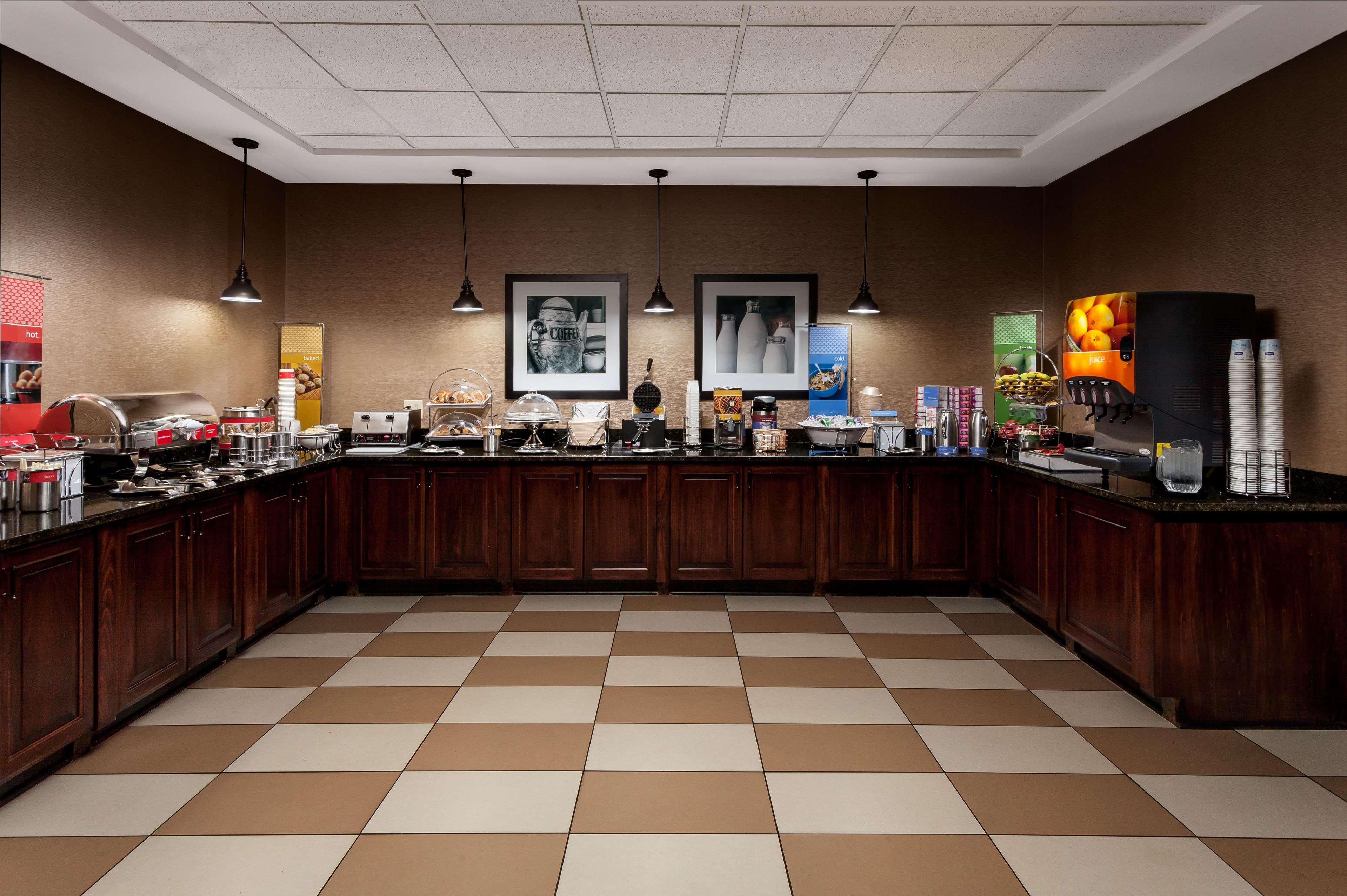 Hampton Inn Newberry Opera House מראה חיצוני תמונה