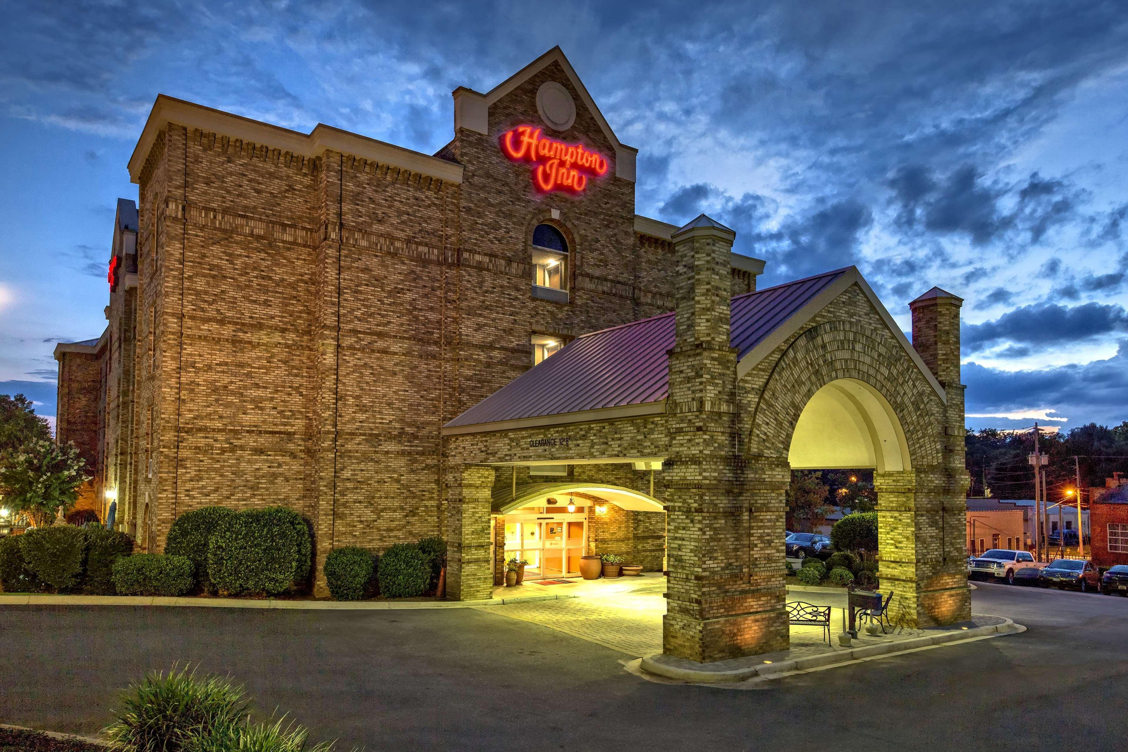 Hampton Inn Newberry Opera House מראה חיצוני תמונה