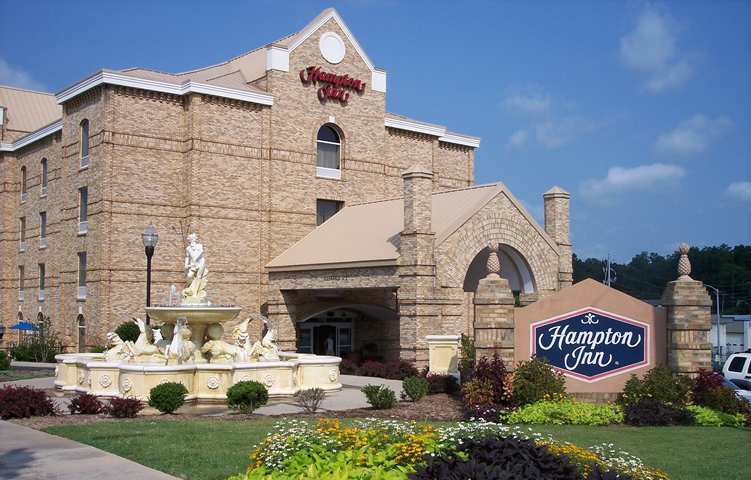 Hampton Inn Newberry Opera House מראה חיצוני תמונה